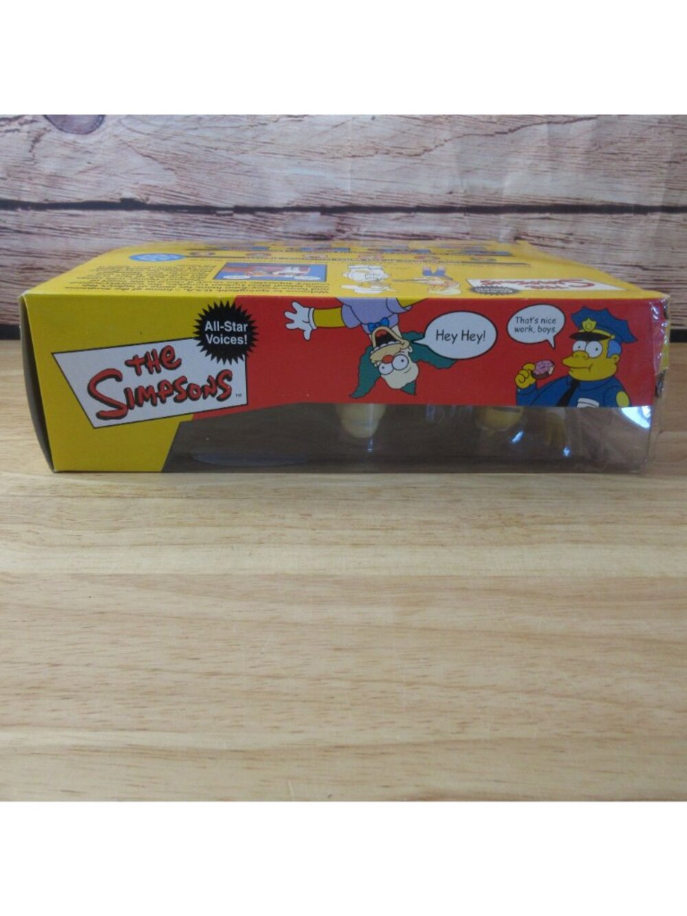 Playmates The Simpsons Interactive Mobile Home with Homer & Lurleen - Picture 9 of 10